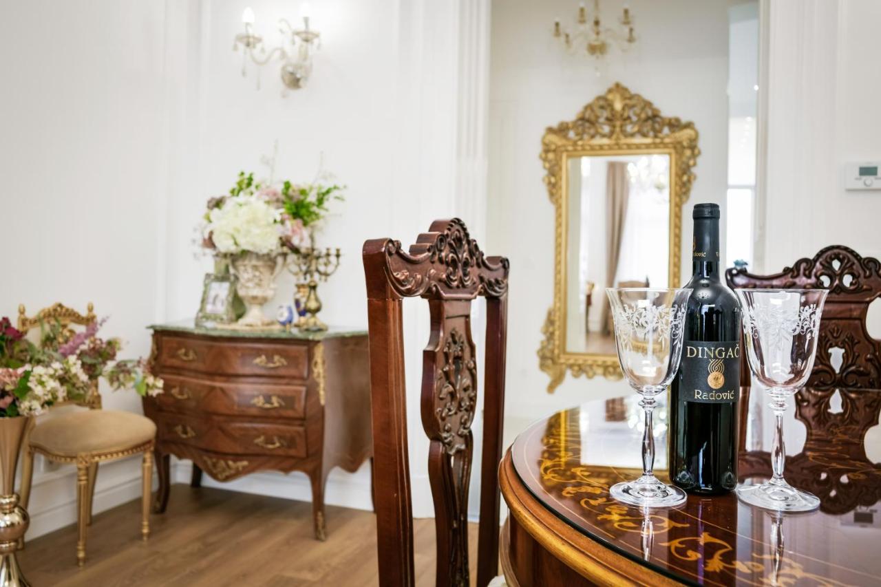 Luxury Class Apartment - 1St Floor, Large Apartment, Downtown, Newly Renovated, Fast Wifi, 4X Air Conditioning 자그레브 외부 사진