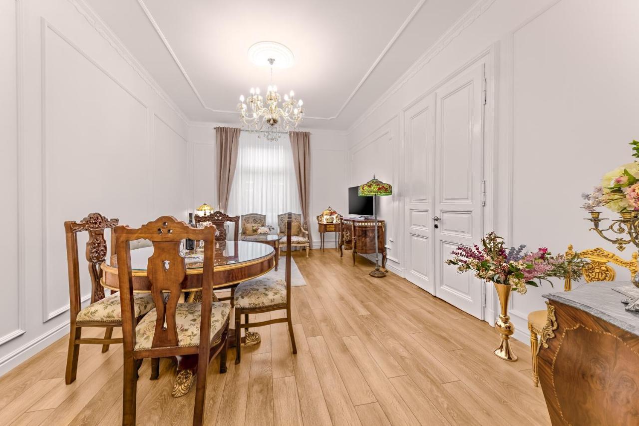 Luxury Class Apartment - 1St Floor, Large Apartment, Downtown, Newly Renovated, Fast Wifi, 4X Air Conditioning 자그레브 외부 사진