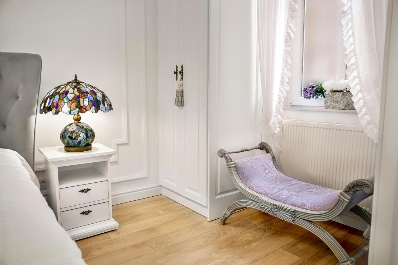 Luxury Class Apartment - 1St Floor, Large Apartment, Downtown, Newly Renovated, Fast Wifi, 4X Air Conditioning 자그레브 외부 사진