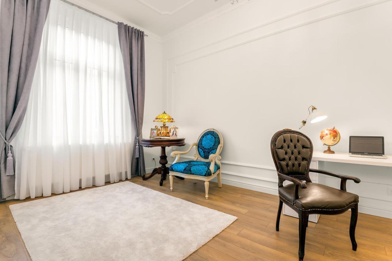 Luxury Class Apartment - 1St Floor, Large Apartment, Downtown, Newly Renovated, Fast Wifi, 4X Air Conditioning 자그레브 외부 사진