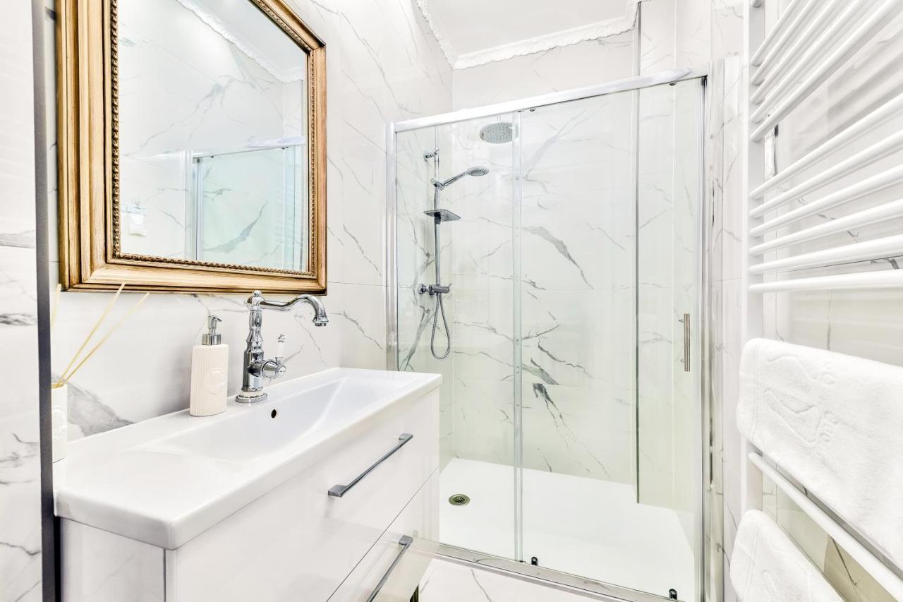 Luxury Class Apartment - 1St Floor, Large Apartment, Downtown, Newly Renovated, Fast Wifi, 4X Air Conditioning 자그레브 외부 사진