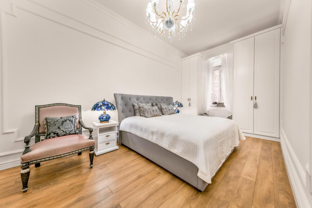 Luxury Class Apartment - 1St Floor, Large Apartment, Downtown, Newly Renovated, Fast Wifi, 4X Air Conditioning 자그레브 외부 사진